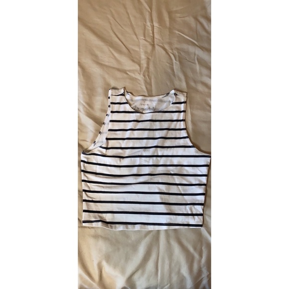 Cropped tank top - Picture 1 of 2